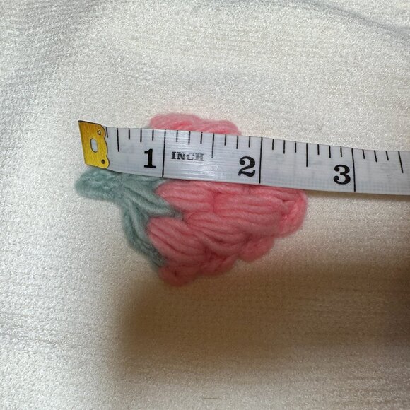 Luna Ivy 3D Strawberry Knit Cream Short Sleeve Sweater Size M NEW WITH TAG - Picture 5 of 7